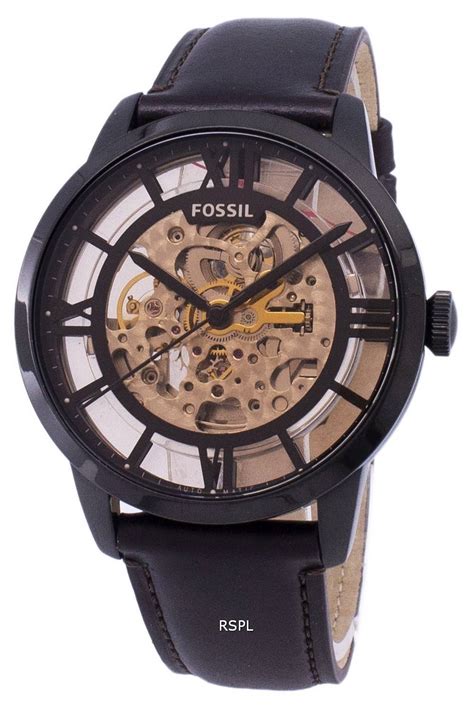 who makes fossil watches